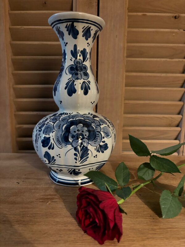 www.queensbrocanteboutique.nl webwinkel brocante vintage delftsblauw cadeaubon knobbelvaas